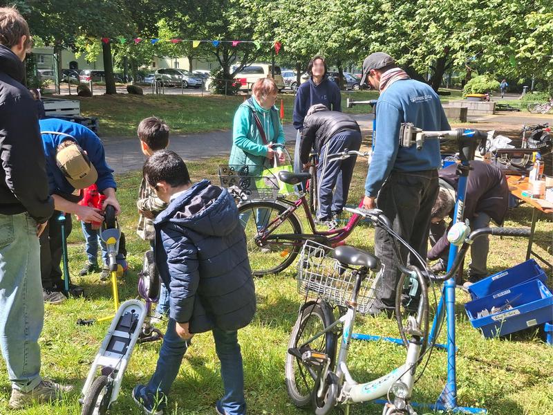 35 Neuko lln Fahrradaktionstag Weisse Siedlung c Quartiersmanagement Dammwegsiedlung W P GmbH 35 Neuko lln Fahrradaktionstag Weisse Siedlung c Quartiersmanagement Dammwegsiedlung W P GmbH