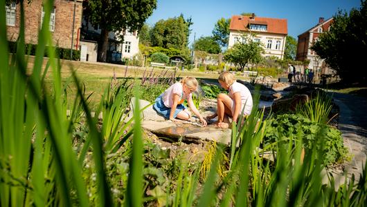 Lüdinghausen: StadtLandschaft: Wasserspielplatz im Parc de Taverny