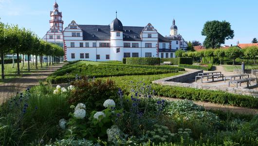 Ohrdruf: Parkblick auf Schloss Ehrenstein 
