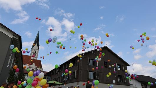 Dasing: Einweihung Rathaus und Ortsmitte Dasing - Gemeinde Dasing verbindet! 