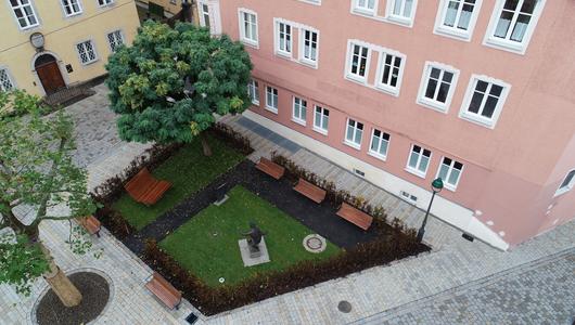 Nördlingen: Gerd-Müller-Platz in Nördlingen 